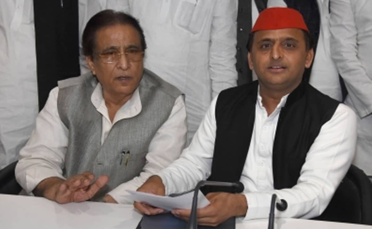 Akhilesh Yadav to meet SP veteran Azam Khan in Rampur amid rumours of latter's party switch