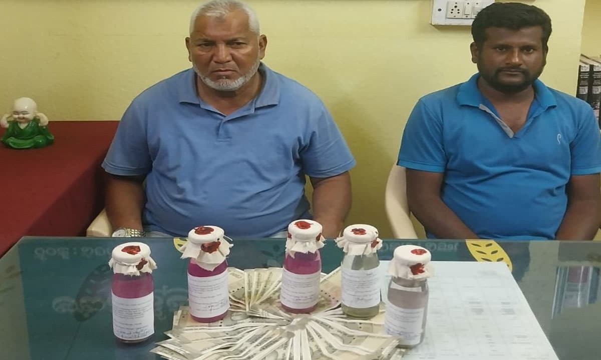 Forest Officials Caught by Telangana ACB While Accepting ₹40,000 Bribe for Transit Permits