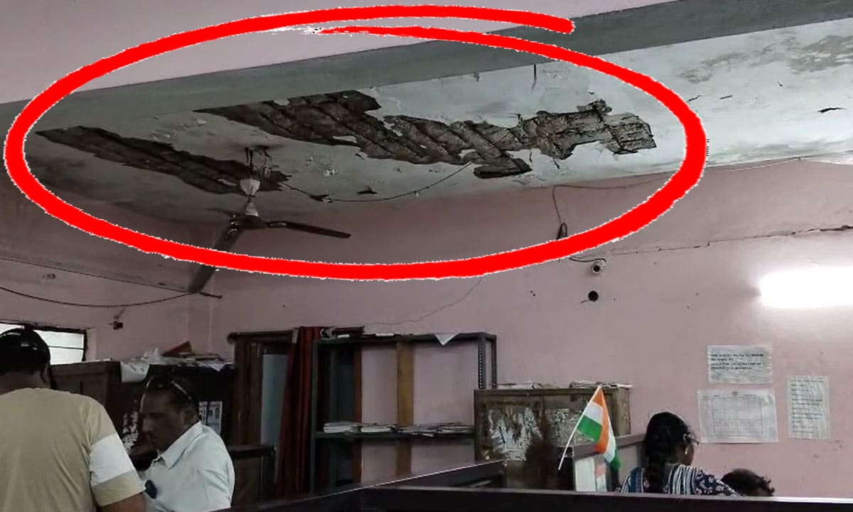Major Mishap Averted at Bandlaguda Mandal Office as Ceiling Plaster Collapses