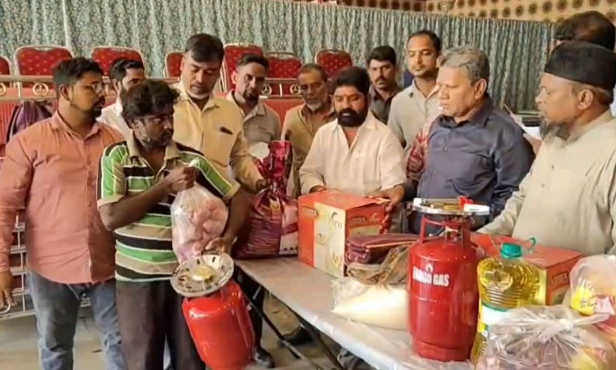 AIMIM Distributes Relief Kits to Rain-Affected Families in Karwan