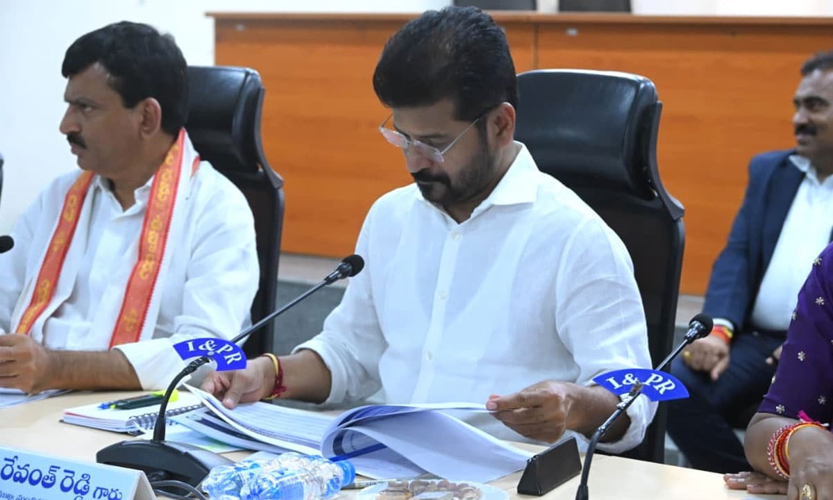 CM Revanth Reddy Orders Field Reports on Flood Damage, Announces ₹5 Lakh Relief for Victims