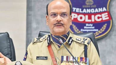 Telangana DGP Pays Tributes to Slain Constable E Pramod Kumar; Assures Full Support to Family