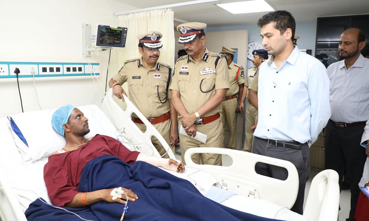 DGP Visits Brave Asif, Promises Govt Support and Recommends Gallantry Award