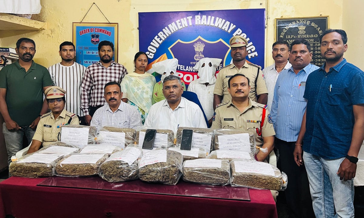 Two Held with ₹16.5 Lakh Worth Ganja at Secunderabad Railway Station