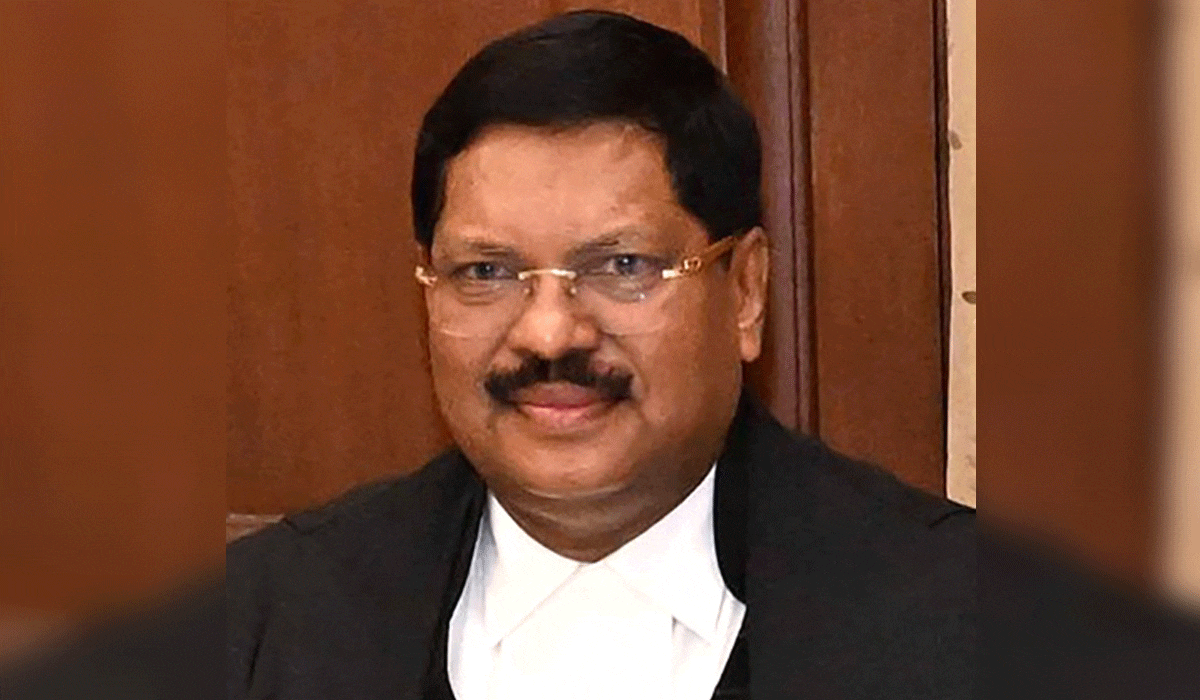 Object-throwing attempt: CJI Gavai declines action, SC bar body urges contempt proceedings