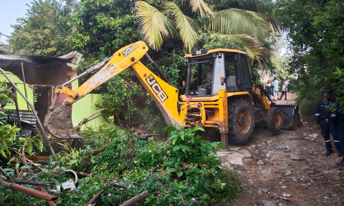 HYDRAA Strikes Again: 1.30 Acres of Government Land Worth ₹110-Crore Freed from Encroachers in Kulsoompura, Goshamahal