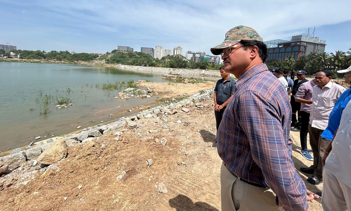 Ranganath Inspects Lake Works, Vows to Turn Hyderabad’s Cheruvus into Green Urban Retreats