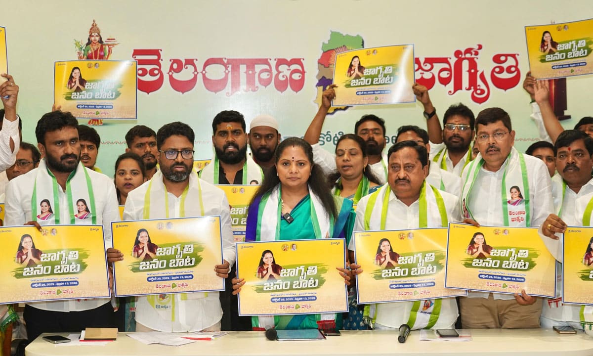No KCR Photo, No Party Line — Kavitha Begins 4-Month People’s Yatra Across Telangana
