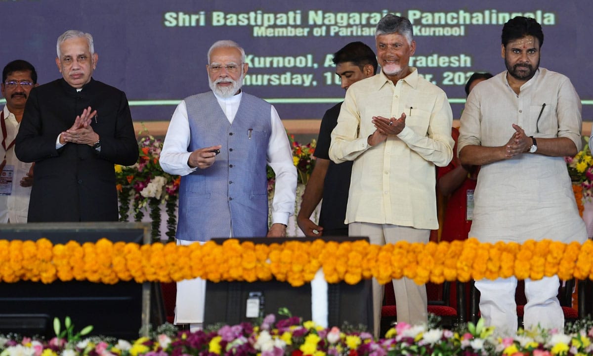 PM Modi Launches ₹13,430 Crore Projects in Andhra Pradesh, Backs Naidu-Kalyan Vision for Growth