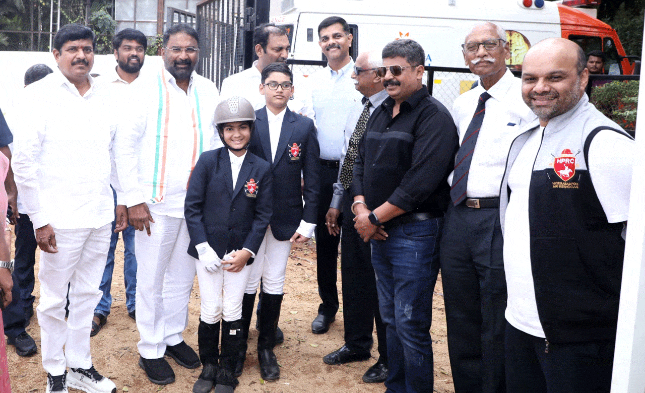 Minister Vakiti Srihari Visits Hyderabad Polo & Riding Club; Praises Regional Equestrian League Participants