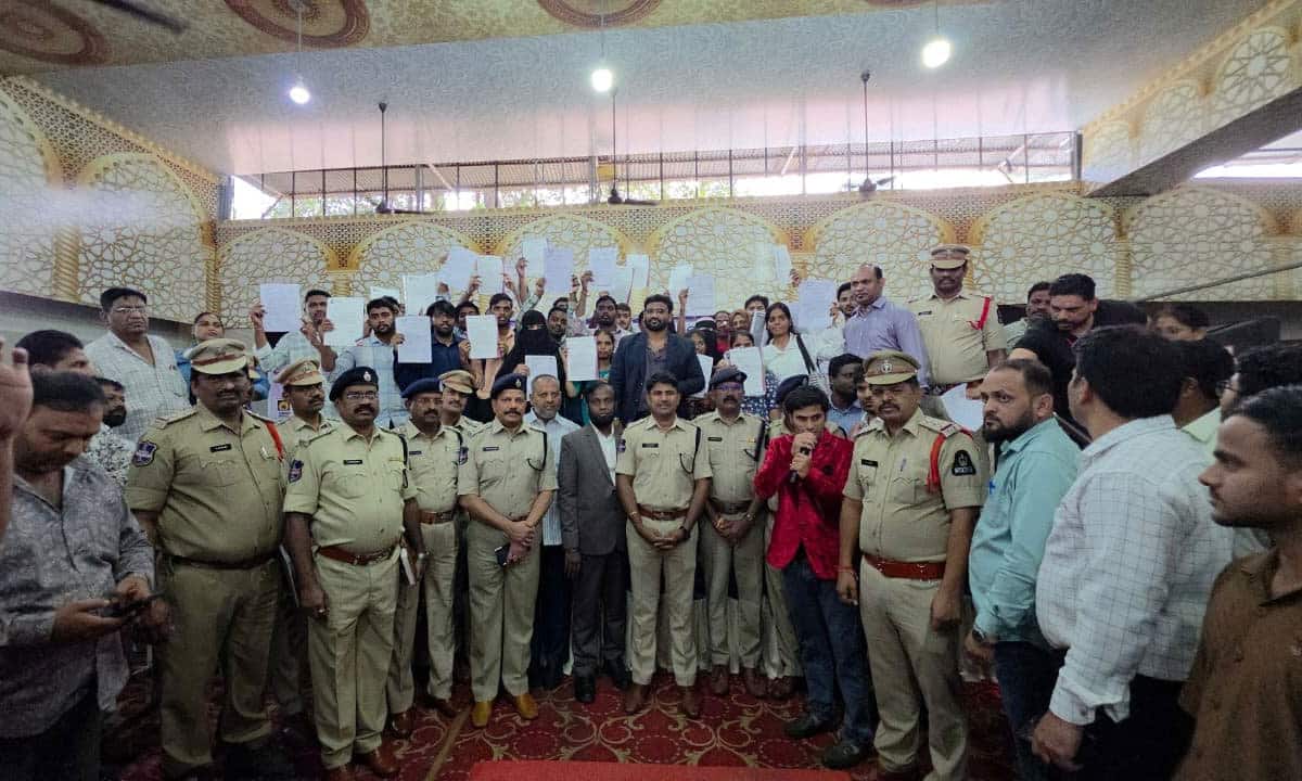 Hyderabad Police Organises Mega Job Mela in Mehdipatnam, over 60 Companies Take Part