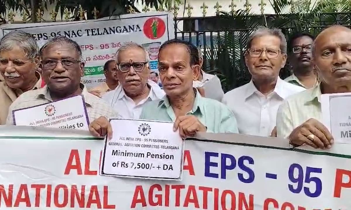 Retired RTC Employees Stage Protest at Barkatpura Pension Office, Demand Release of Pending Pay and DA Arrears