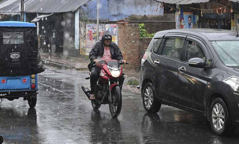 Telangana Weather Alert: Gusty Winds and Light to Moderate Rain Expected Over the Next 5 Days