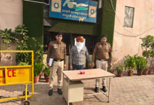 Delhi Police arrests thief who stole jewellery from relative’s house; gold items recovered