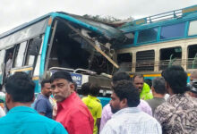 Eight killed, over 30 hurts as two pvt buses collide in TN