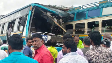 Eight killed, over 30 hurts as two pvt buses collide in TN
