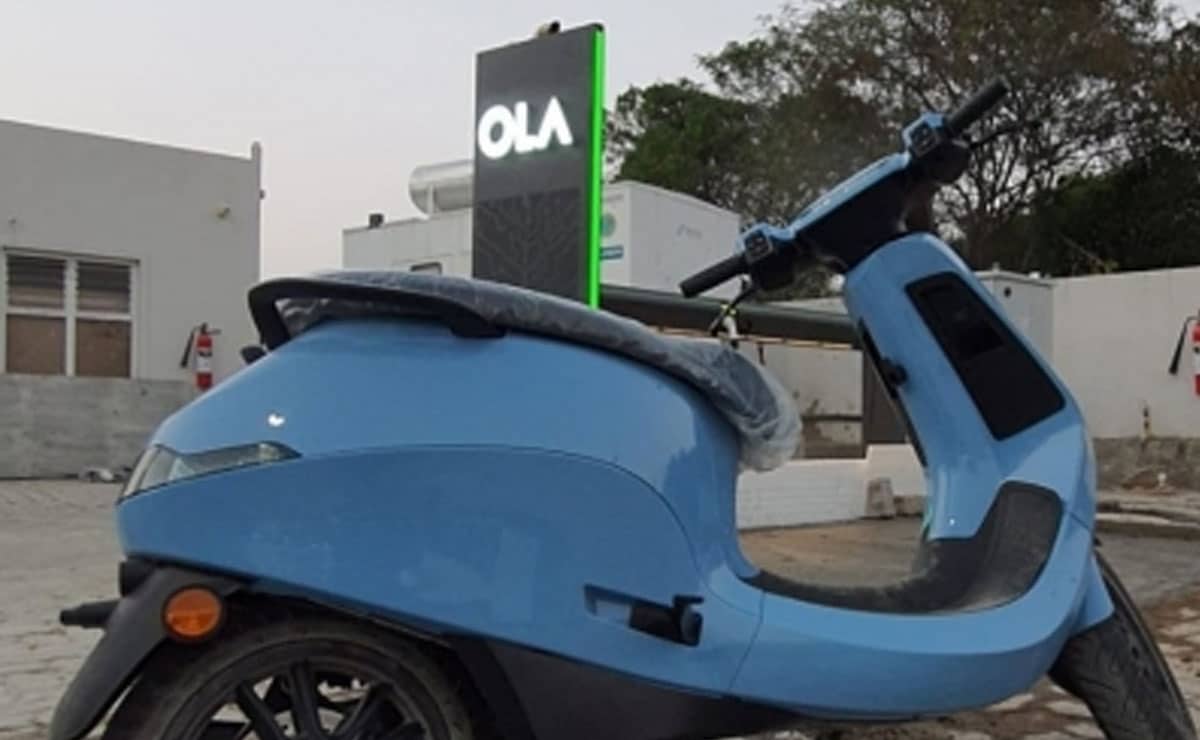 Ola Electric posts Rs 418 crore net profit loss in Q2, revenue slips 43 pc