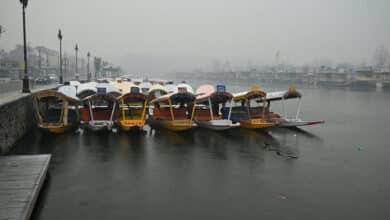 Minimum temperature drops below freezing point in J&K's Srinagar