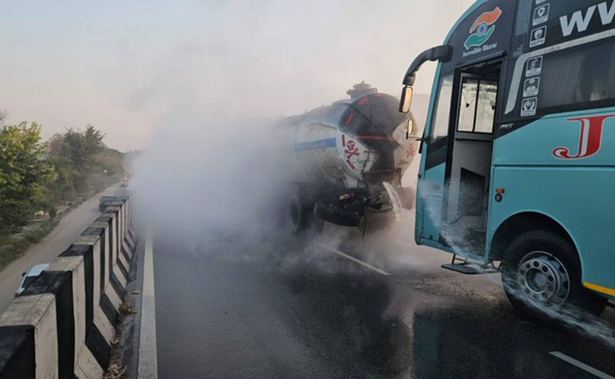 Narrow escape for passengers as bus rams into chemical tanker in Telangana