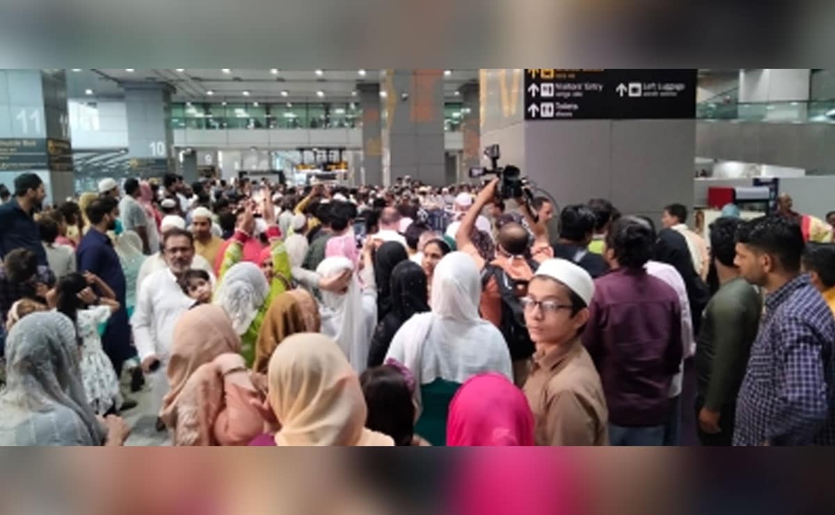 Saudi bus accident: Anxious families of 44 Umrah pilgrims wait for information