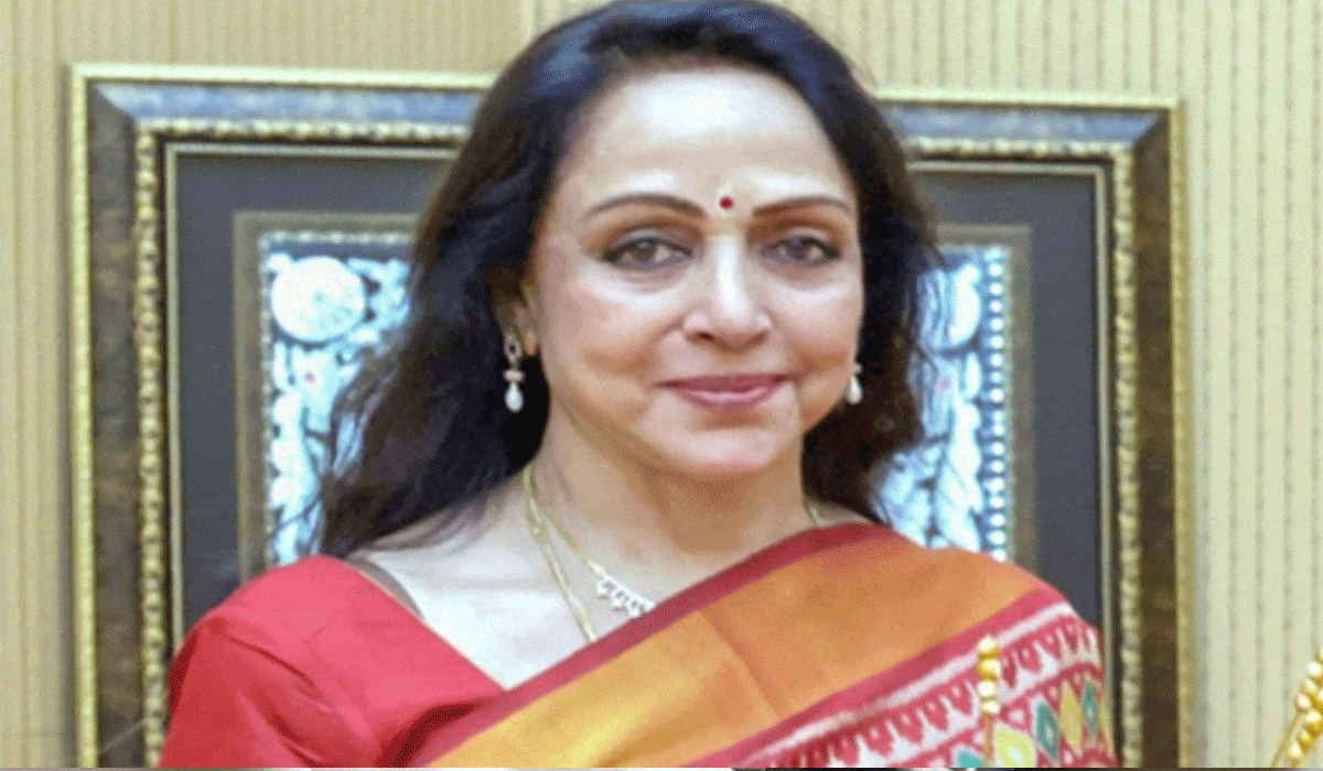 When Hema Malini revealed Dharmendra is a very emotional person