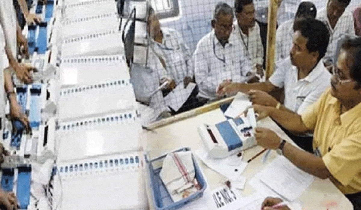 Tamil Nadu: Confusion over 2005 voter roll details delays SIR form submissions