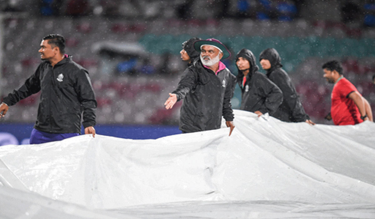 Women's WC: Rain delays toss and start of play in India v South Africa final