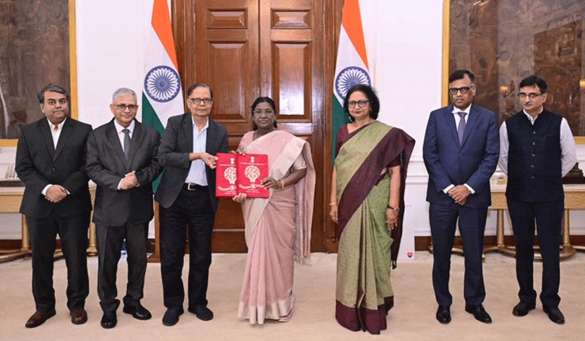 16th Finance Commission submits 2026-31 report to President Murmu