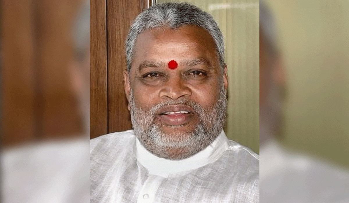 Yerrannaidu was symbol of high values, says Chandrababu Naidu