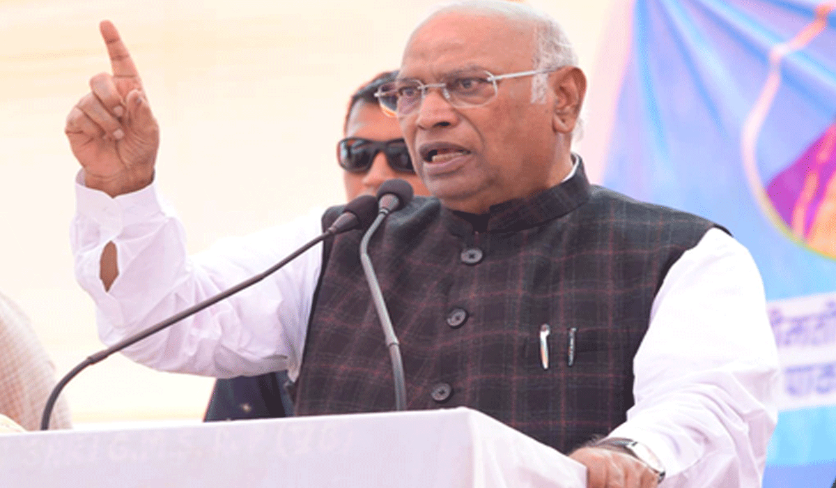 Kharge has no authority, he is a rubber-stamp President, says JD(S)
