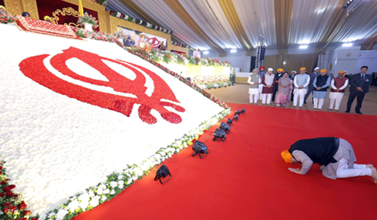 HM Shah pays tribute to ‘Hind Ki Chadar’ Guru Tegh Bahadur