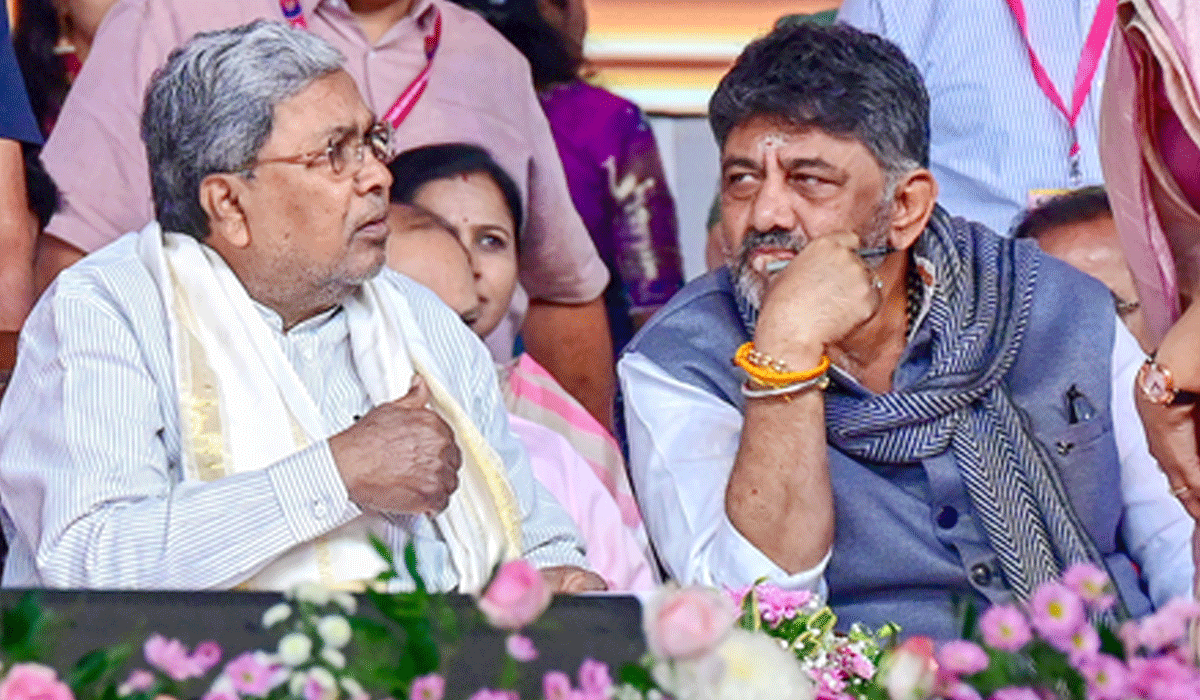 Congress leadership struggling to balance loyalties and prevent a Karnataka split