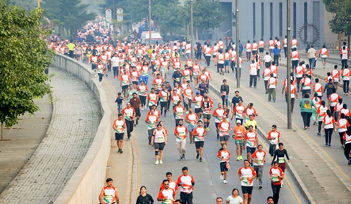 Record 24,000-plus runners participate in 9th Adani Ahmedabad Marathon