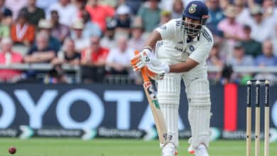 India A fumble despite Pant's 90; need 59 to win with 3 wickets in hand