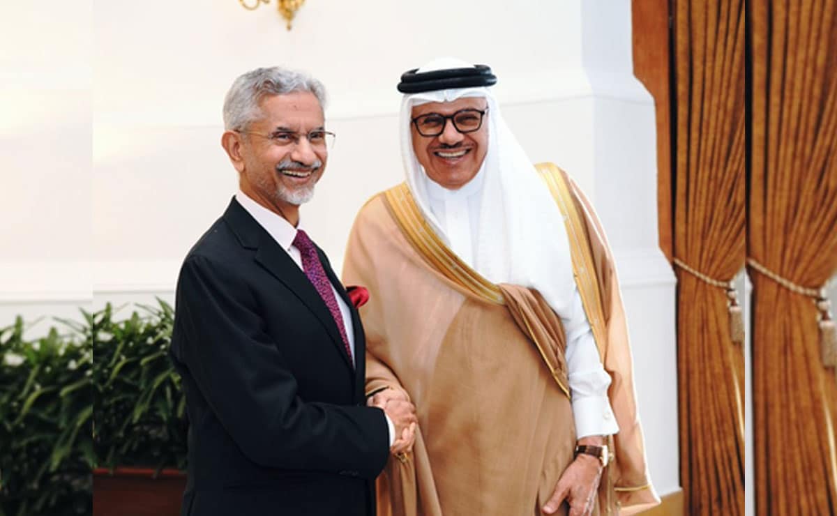 EAM Jaishankar welcomes Bahrain’s Foreign Minister in New Delhi for 5th India-Bahrain High Joint Commission