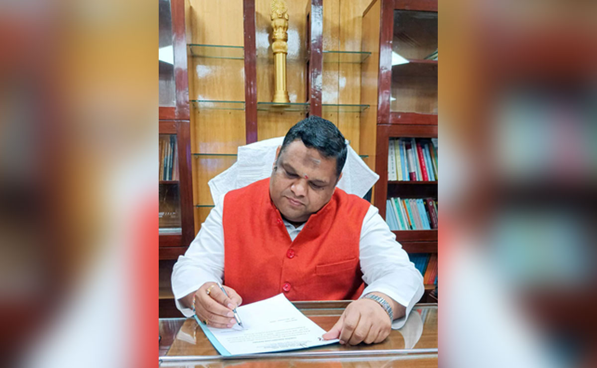 NHRC issues notice to Railways over ‘halal-only’ meat on menu; seeks report in 2 weeks