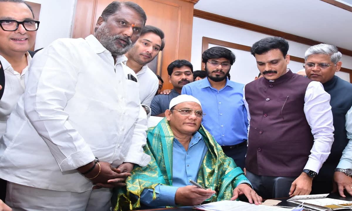 Mohammad Azharuddin Takes Charge as Telangana Minister for Minorities Welfare and Public Enterprises
