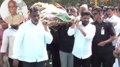 CM Revanth Reddy Pays Final Tributes to Poet Ande Sri; Funeral Held with State Honours