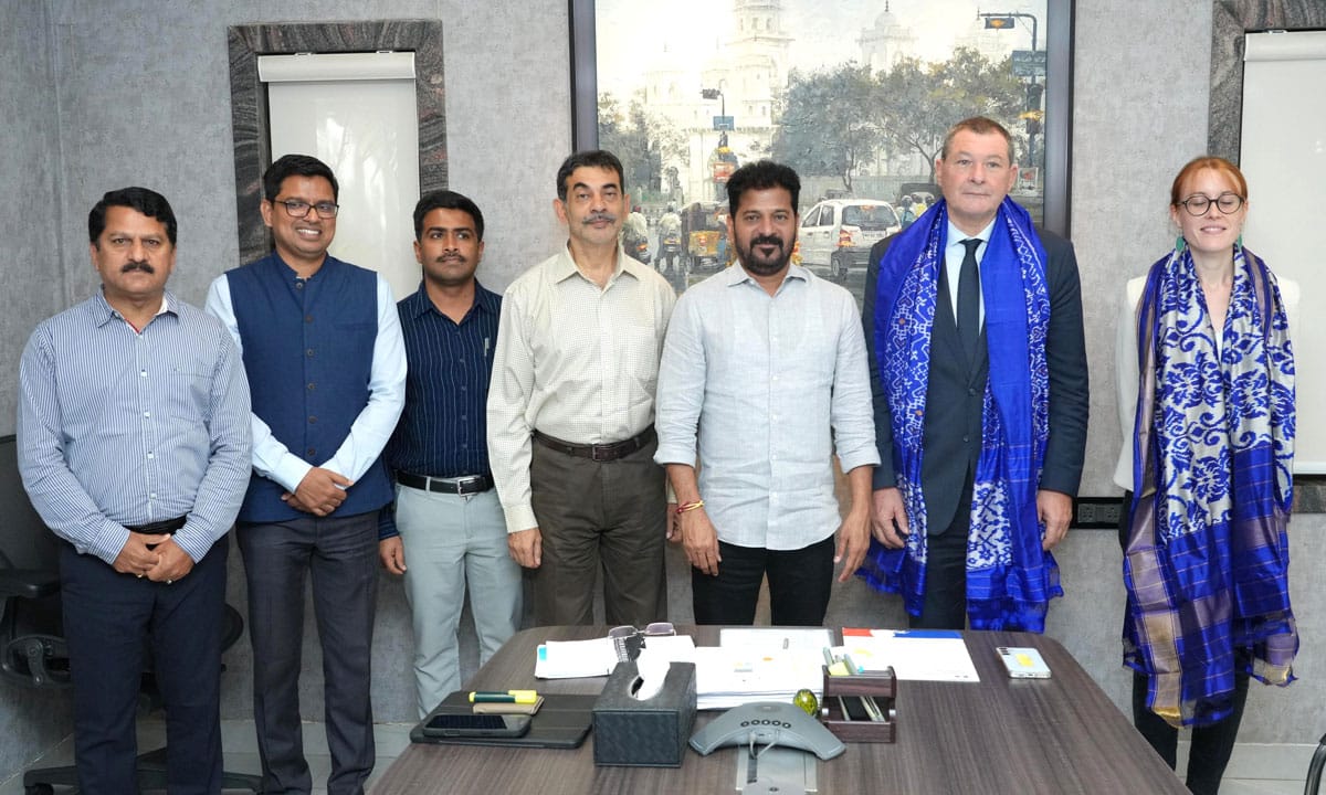 Indo-French Ties Strengthen: CM Discusses Expansion of Collaboration in Hyderabad