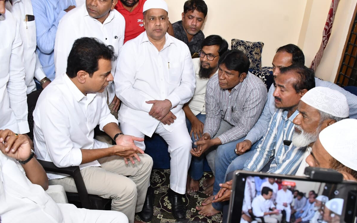 KTR Meets Families of Saudi Bus Accident Victims, Vows BRS Support