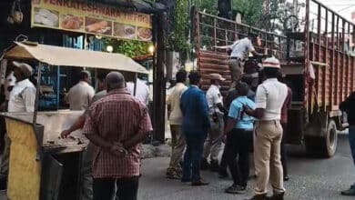 Sultan Bazar Traffic Police Clear Illegal Encroachments in Himayat Nagar