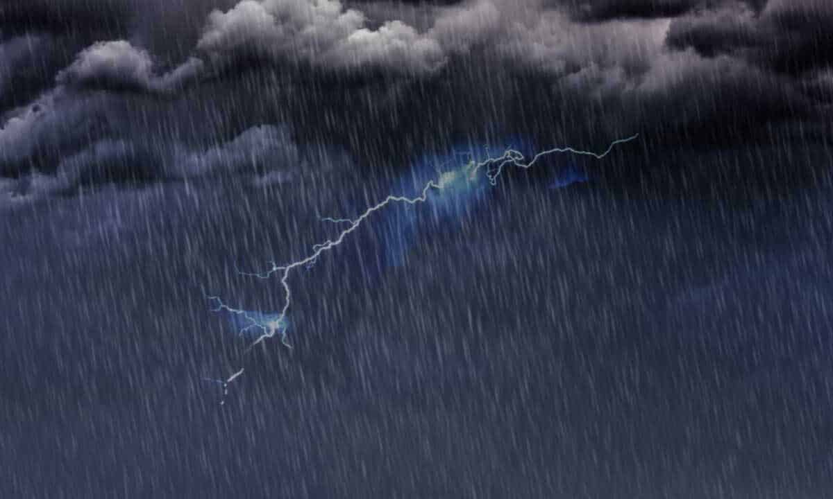 Dark storm clouds gather over Hyderabad ahead of expected heavy rainfall. Credit: Representative Image