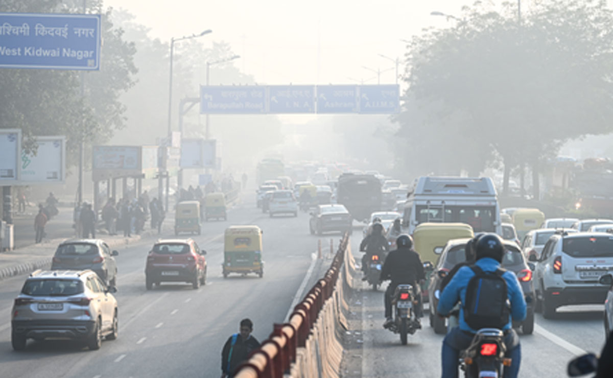 Delhi’s air quality stays ‘very poor’ for 15th day