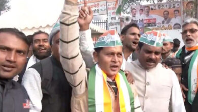 Congress workers raise derogatory slogans against PM Modi during 'vote chori' protest in Delhi