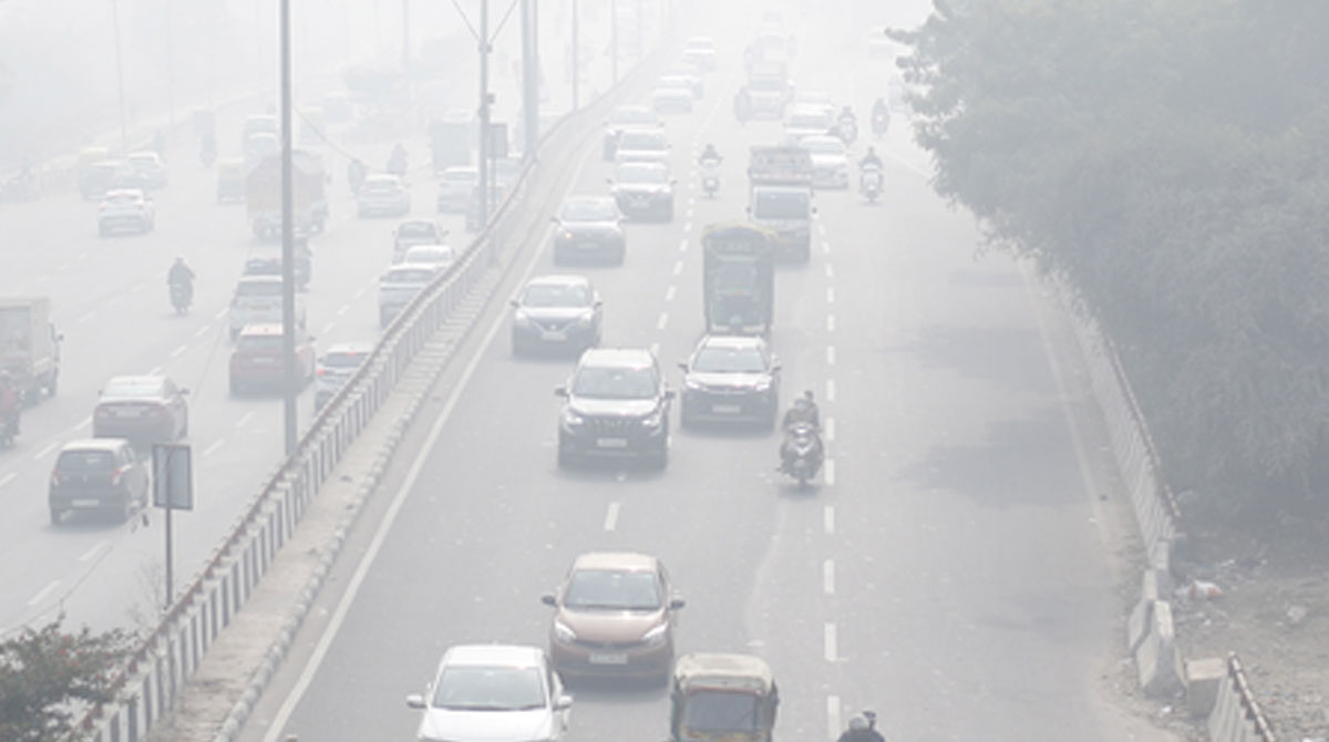 Delhi enforces 'No PUC, No Fuel' rule from today; bars BS-VI vehicles from outside