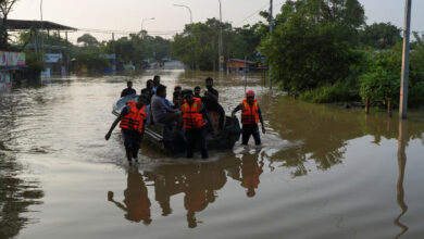 Cyclone Ditwah: Sri Lanka's death toll climbs to 334