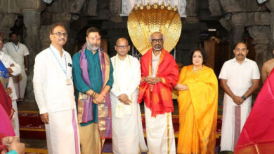 Rajinikanth visits Tirupati with family to offer prayers