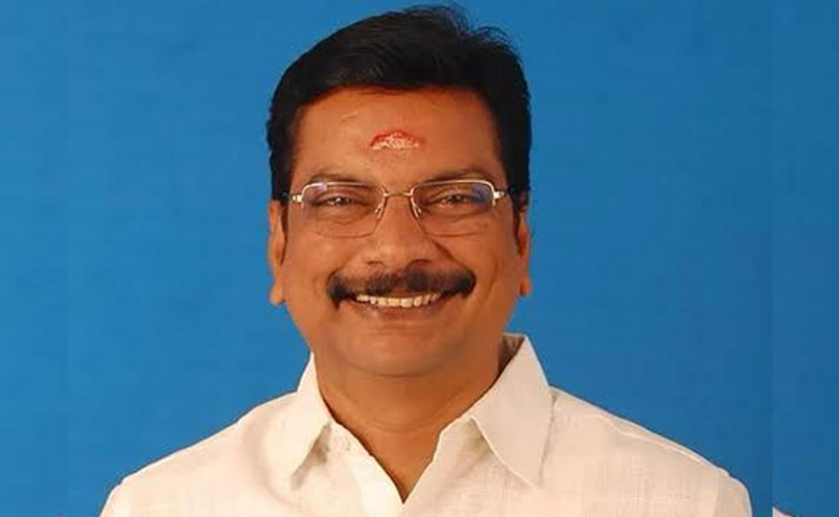 'Vande Mataram' walkout: BJP accuses Rahul, Priyanka Gandhi of insulting national sentiment