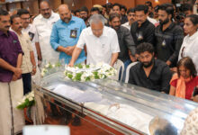 CM Vijayan, Satheesan and others mourn Sreenivasan, hail his enduring legacy in Malayalam cinema