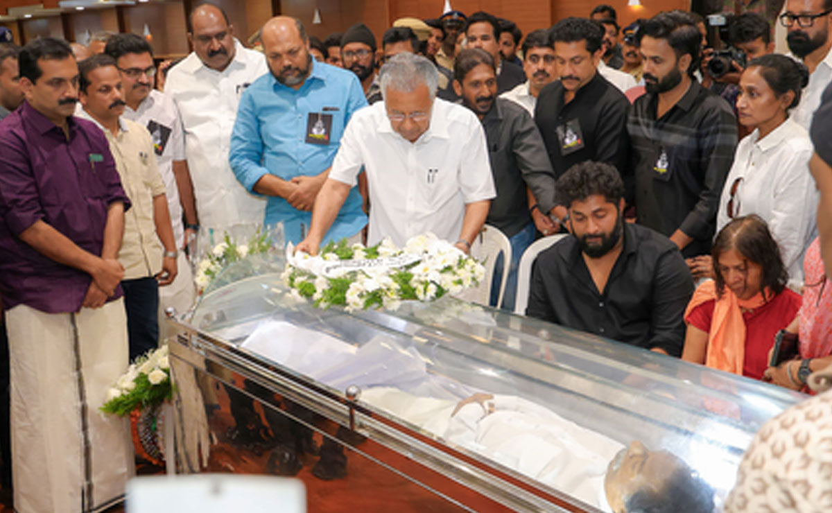 CM Vijayan, Satheesan and others mourn Sreenivasan, hail his enduring legacy in Malayalam cinema